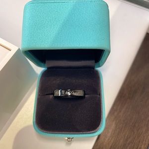 TIFFANY & CO BLACK TITANIUM RING SIZE 6 LIKE NEW